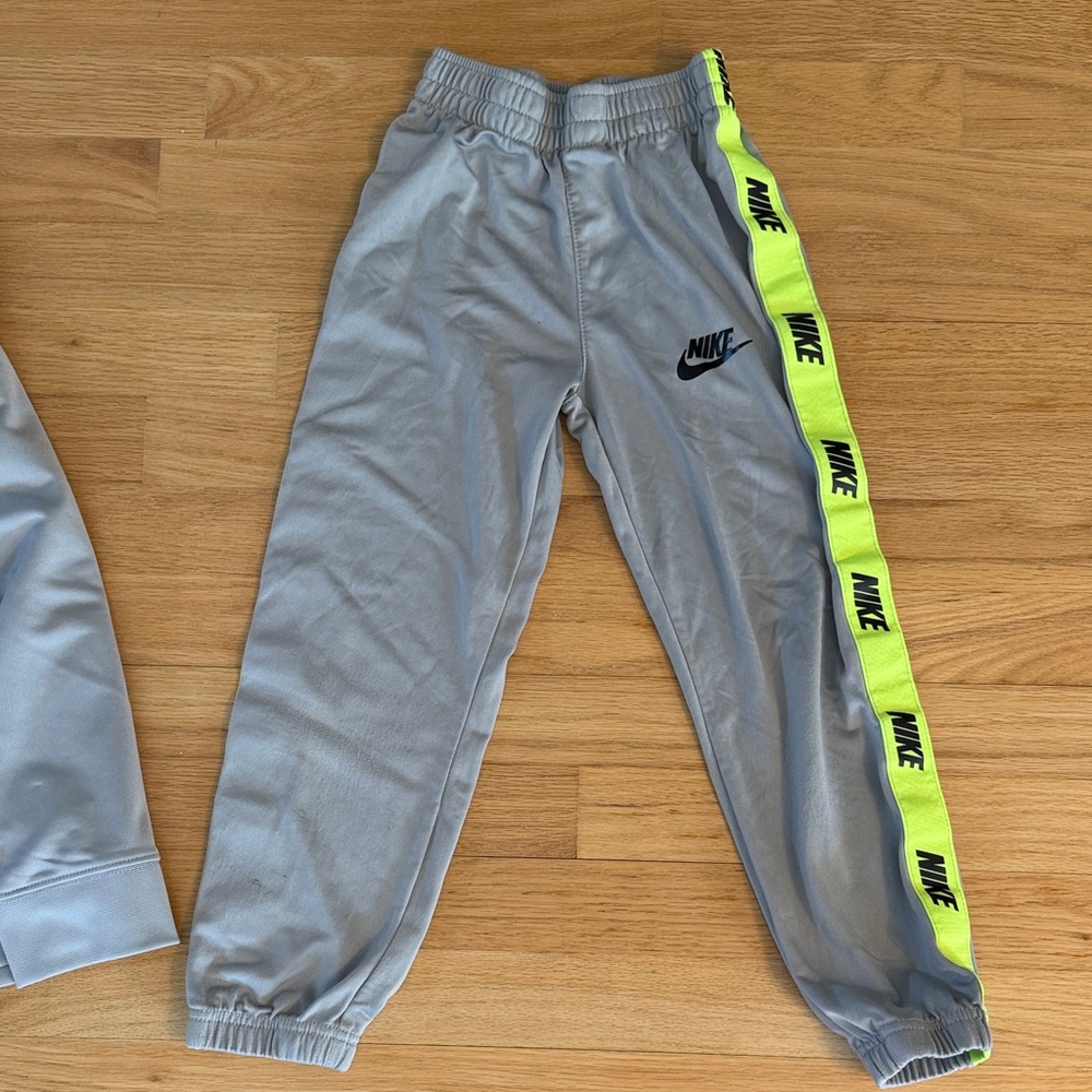 Nike Light Gray Matching Tracksuit with Neon Yellow Logo Tape Trim, size 6 - Picture 2 of 11